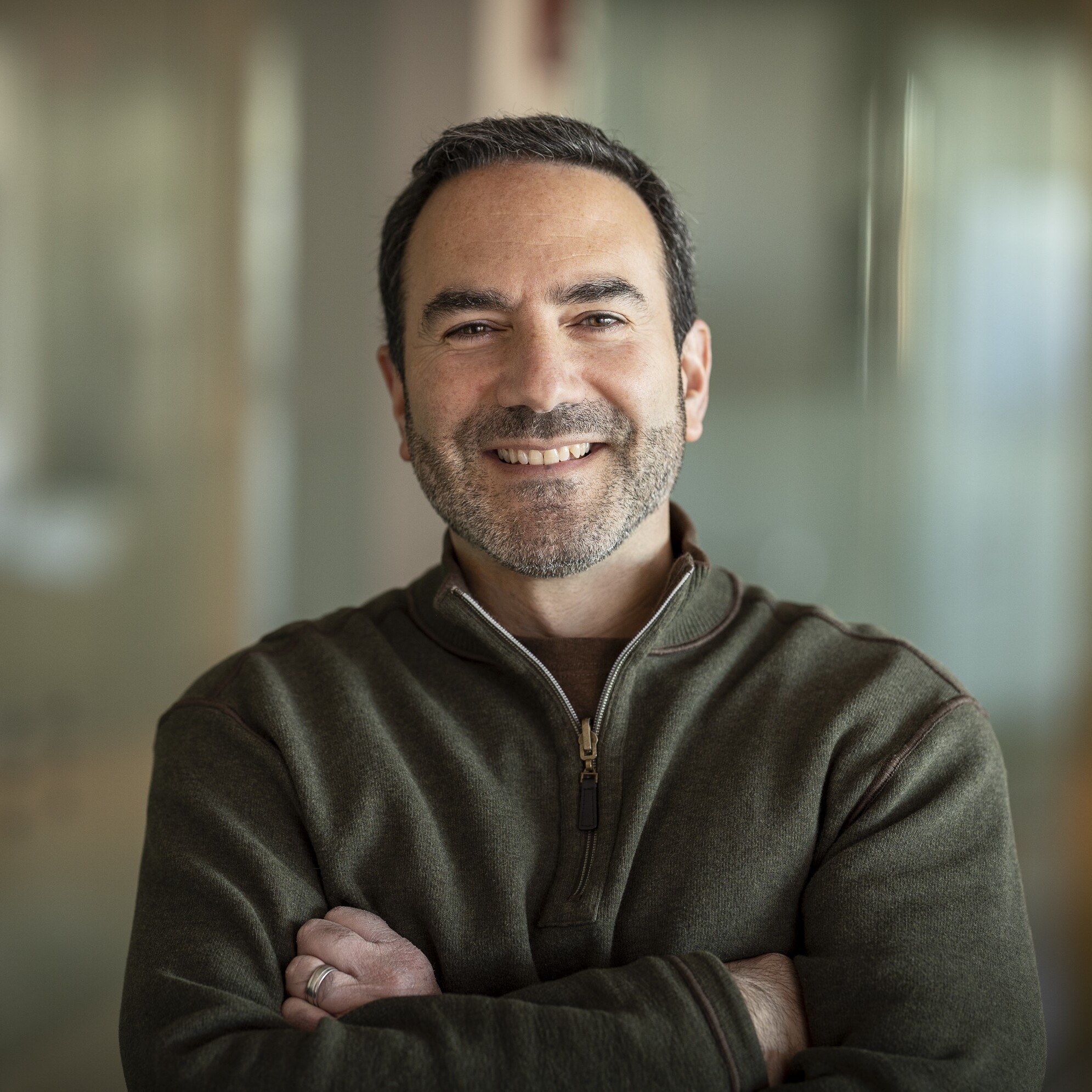 Greg Dracon Headshot