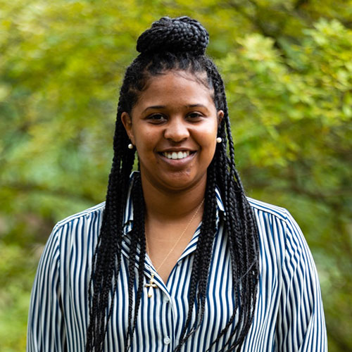 Photo of Kristen Williams