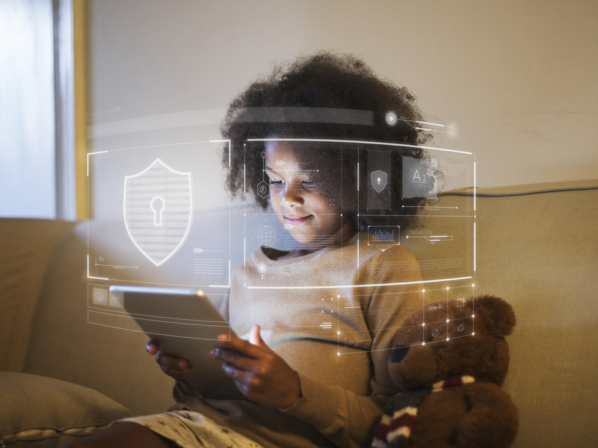 Guided understanding, not rules, could help children stay safer online